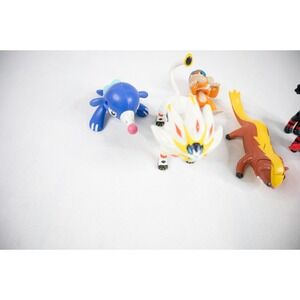 Nintendo Pokemon Action Figure Lot Kids toy burger king Solgaleo Litten 5pc